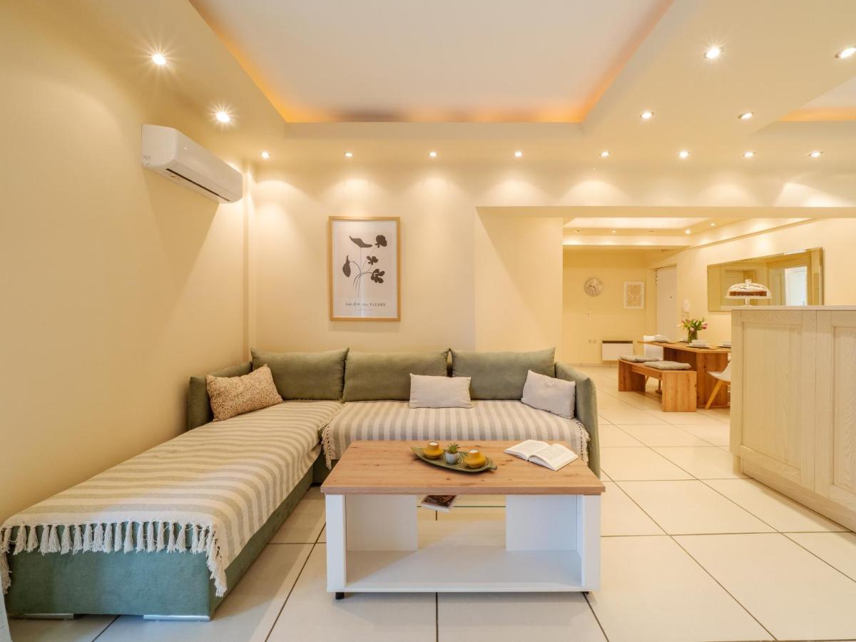 Aura Elegant Apartment Near Garitsa Bay Análipsis Exterior photo