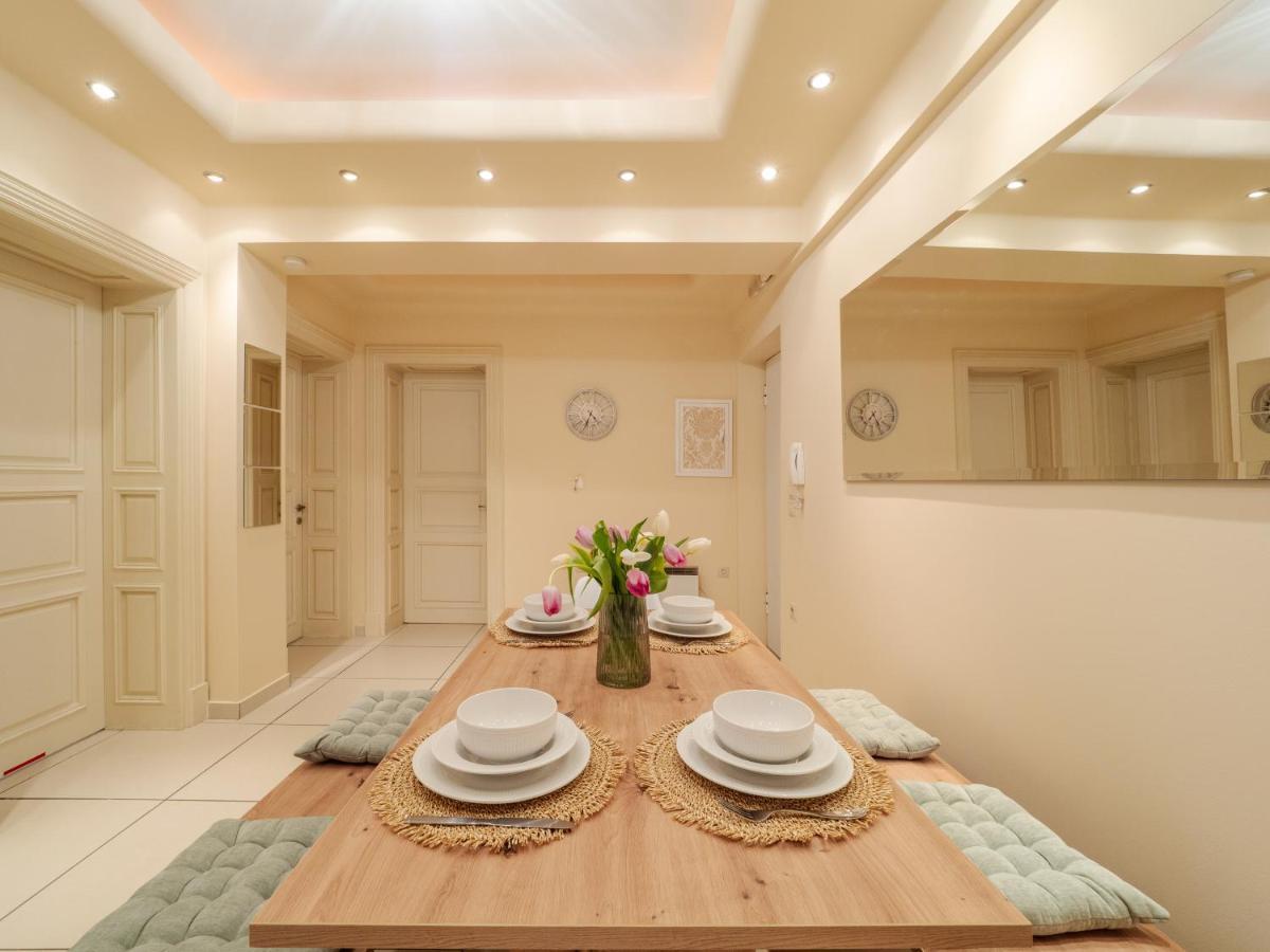 Aura Elegant Apartment Near Garitsa Bay Análipsis Exterior photo