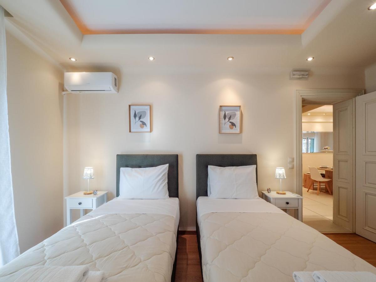 Aura Elegant Apartment Near Garitsa Bay Análipsis Exterior photo