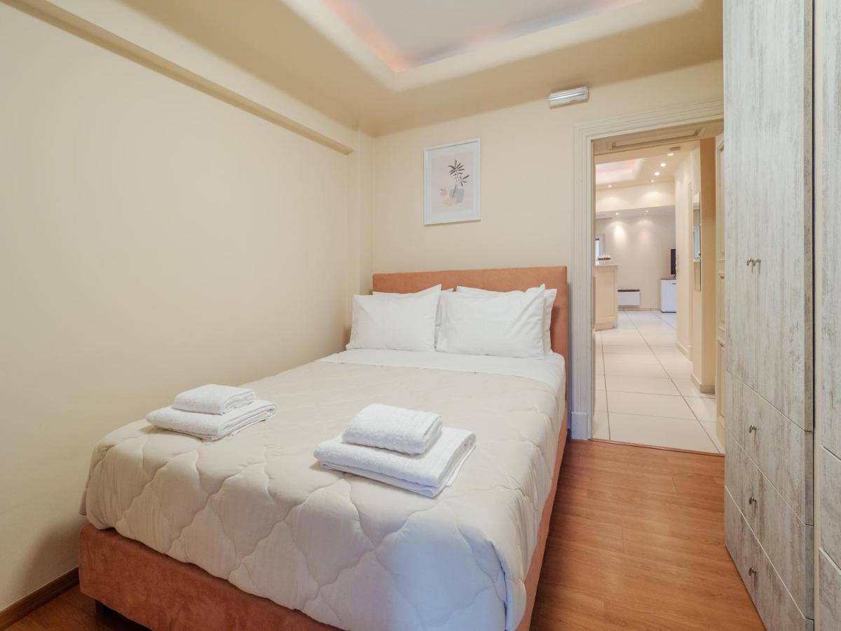 Aura Elegant Apartment Near Garitsa Bay Análipsis Exterior photo