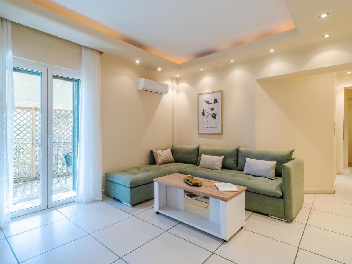 Aura Elegant Apartment Near Garitsa Bay Análipsis Exterior photo
